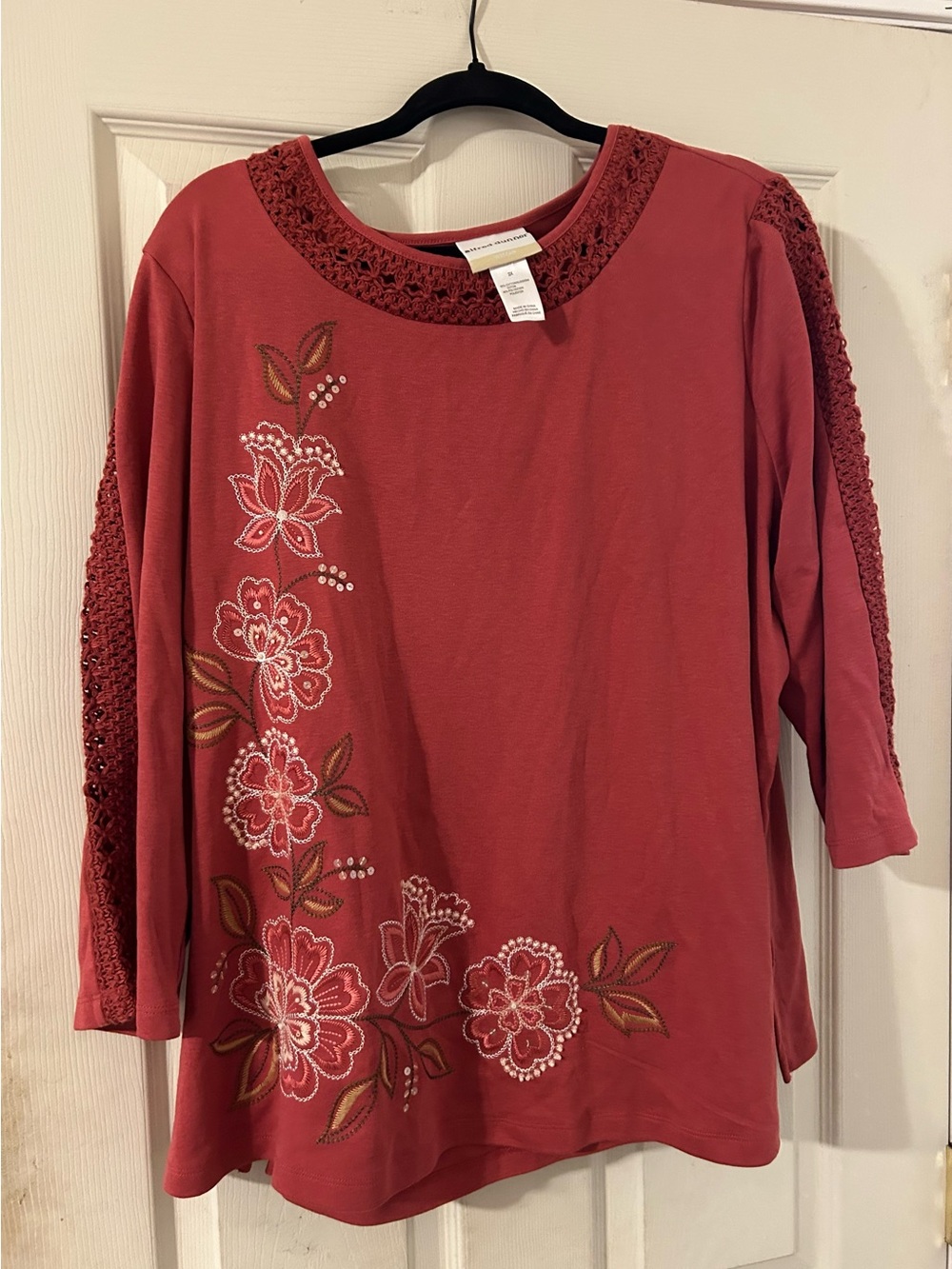 Alfred Dunner Rose Floral Embroidered Long Sleeve Top